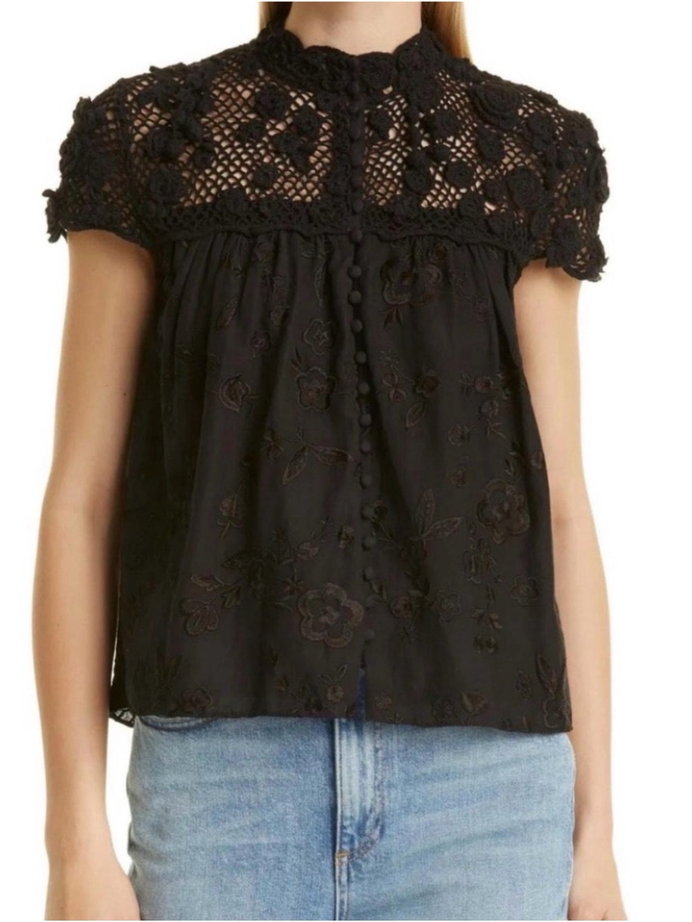 Alice + Olivia Black Crochet Yoke Floral Embroidered Short Sleeve Top Size M